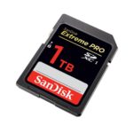 extreme-pro-1tb_right-angle_lr-100683375-large-0-1