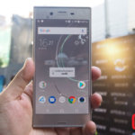 Xperia-XZs-01