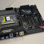 Gigabyte-X399-AORUS-Gaming-7-AMD-Ryzen-Threadripper-Motherboard_1