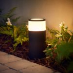 Philips-Hue-outdoor-Calla-pedestal-1600×1067