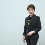 นางสายชล ทรัพย์มากอุดม หัวหน้าฝ่ายงานประชาสัมพันธ์ AIS