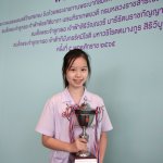 เด็กหญิงอัยยนันท์ เลิศสินธพานนท์ ผู้ชนะรางวัลชนะเลิศ ซออู้ ระดับประถมศึกษา