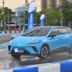 MG4 Track Driving Experience (1)