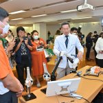 10.การผ่าตัดเปลี่ยนข้อเข่าเทียมด้วยหุ่นยนต์ (Robotic Knee Replacement)