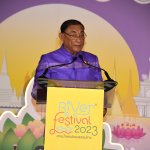คุณเสริมศักดิ์ พงษ์พานิช รัฐมนตรีว่าการกระทรวงวัฒนธรรม ขึ้นเวทีกล่าว