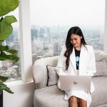 HP OmniBook X 14_Lifestyle Shot