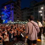 Projection Mapping + the crowd 3