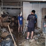 Midea Donate Food Supply to Aid Flood Victims 5