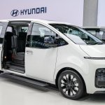 Hyundai STARIA_1_0