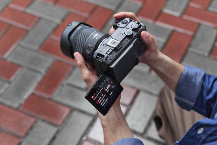 รูป_แคนนอน เปิดตัวกล้อง EOS R6 V พร้อมเลนส์ L-Series พาวเวอร์ซูมรุ่นแรก_2