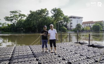 สจล. ร่วมกับ เอสซีจี เคมิคอลส์ นำนวัตกรรม “ทุ่นลอยน้ำคุณภาพสูง” ประยุกต์เป็นแพกู้ภัย เพื่อให้ความช่วยเหลือและเข้าถึงผู้ประสบอุทกภัย