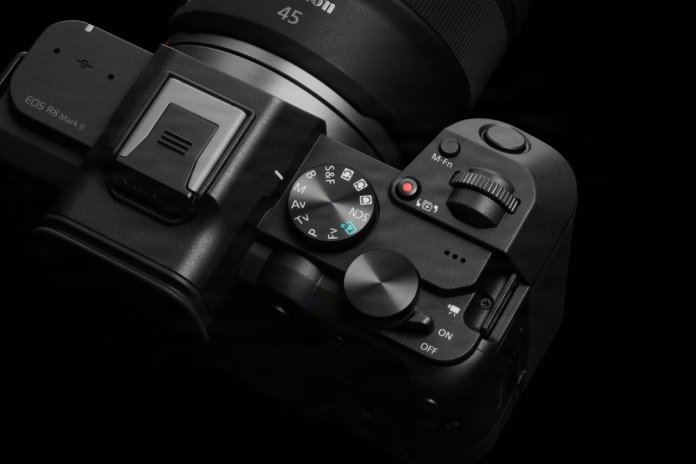 รูป_EOS R8 Mark II_idea desing3_0
